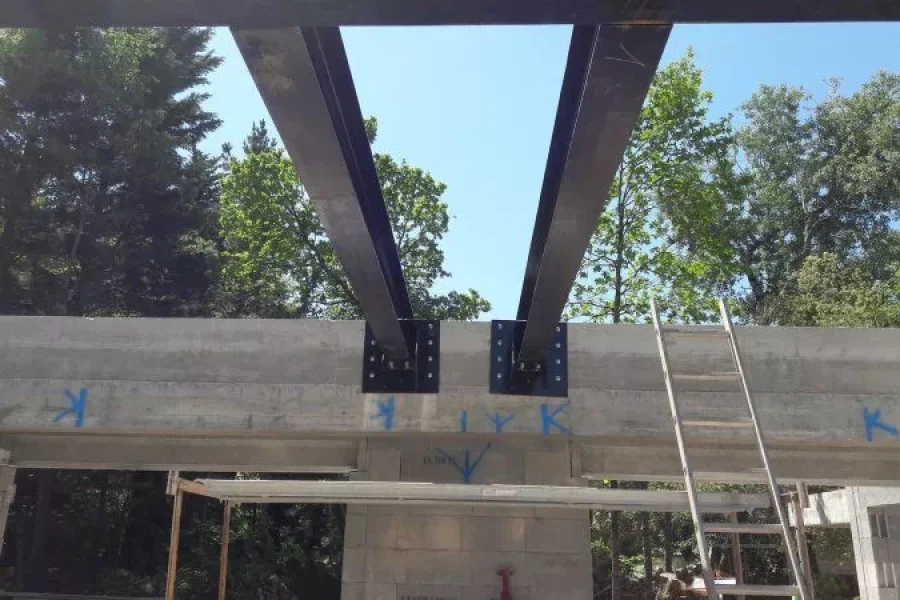 Réalisation de charpente par Metallerie Clavier, métallier à Saint Jean de Monts