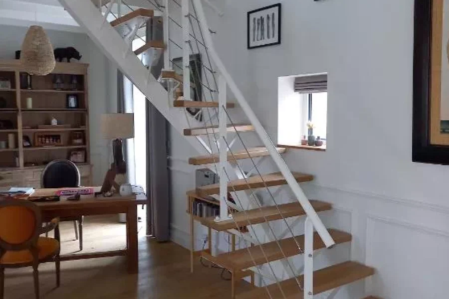 Réalisation d'escaliers par Metallerie Clavier, métallier à Saint Jean de Monts