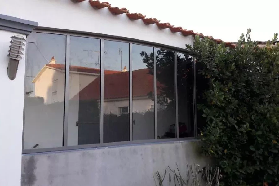 Réalisation de verrière par Metallerie Clavier, métallier à Saint Jean de Monts